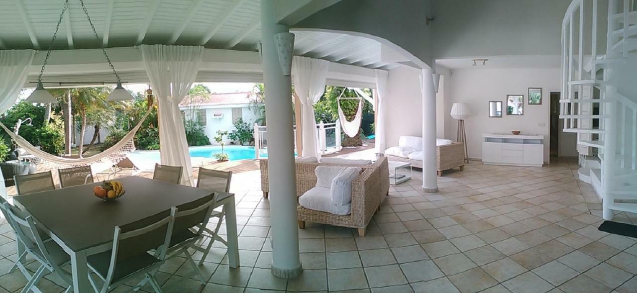 Villa Iguanou Et Piscine En Bord De Mer Proche Plages Marina Et Golf Saint-Francois  Exterior foto